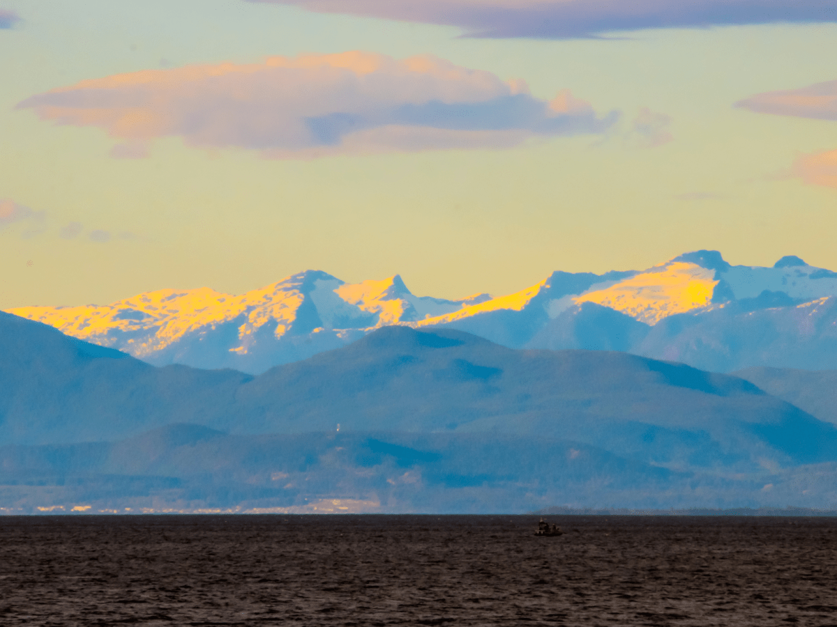 L’ESPERIMENTO DI MICHELSON-MORLEY: SFIDARE LA TEORIA DELL’ETERE
